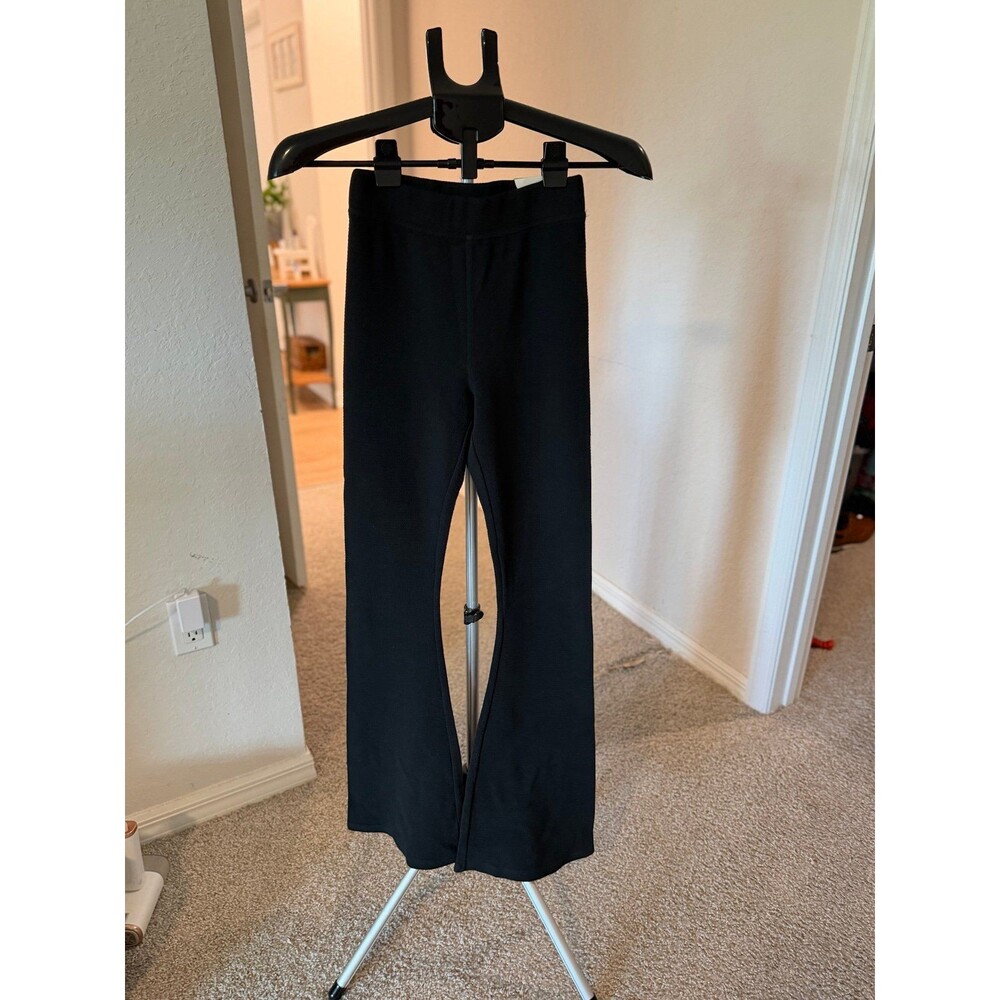 Offline by Aerie Black High Rise Flare Leggings Size Small New with Tags!